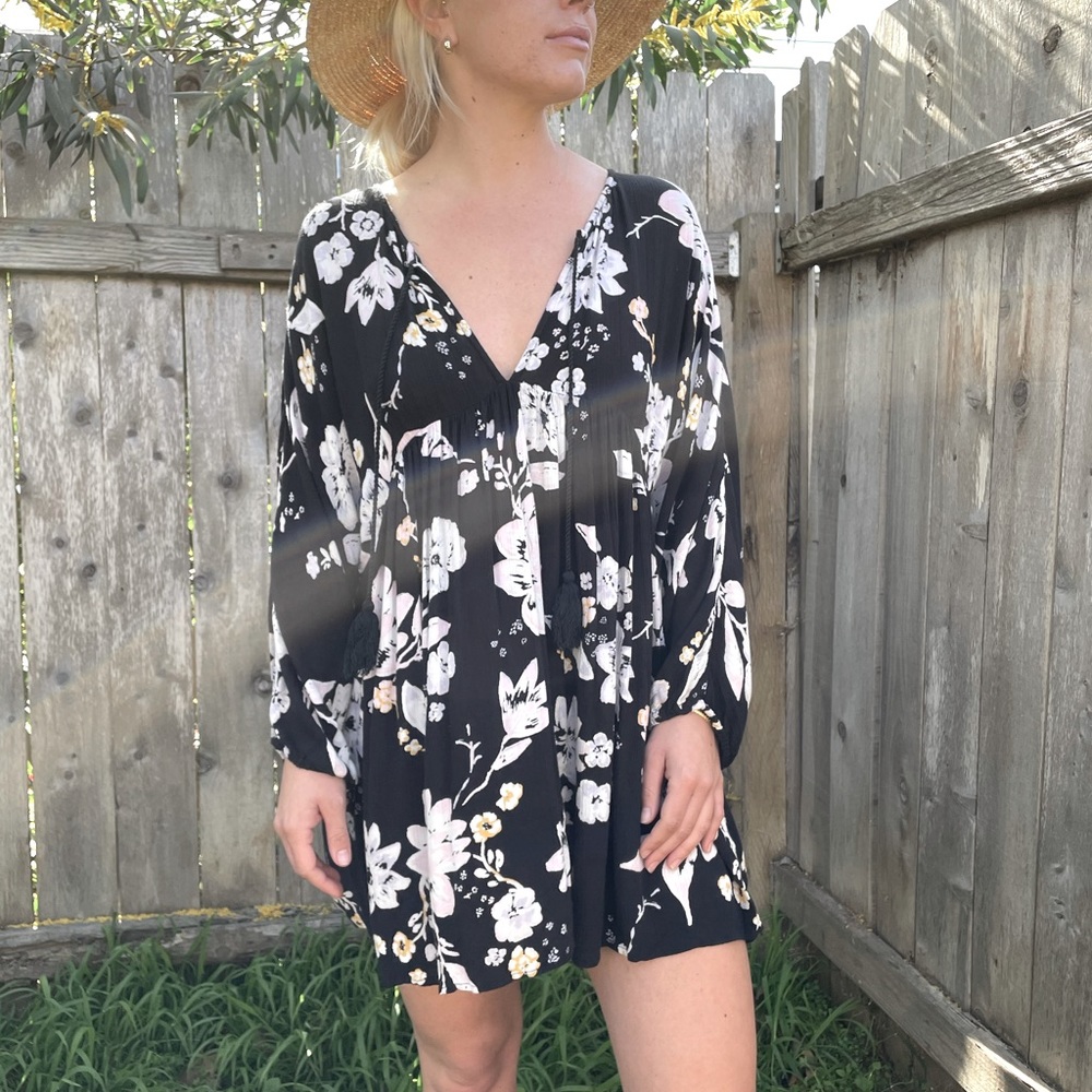 Black Floral Billabong Dress